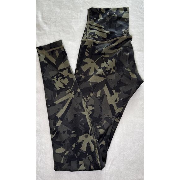Lululemon Wunder Under Pant Leggings Camo Fatigue Green Black | SIZE 4 - Picture 5 of 5